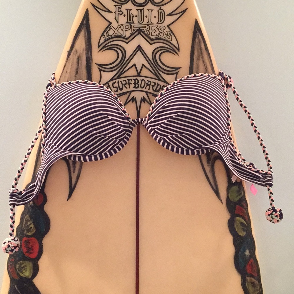 Victoria’s Secret Bikini Top